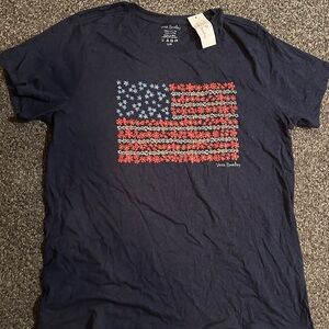 NWT Brand new Vera Bradley Floral Patriotic shirt. Flag Prairie Floral on Blue.